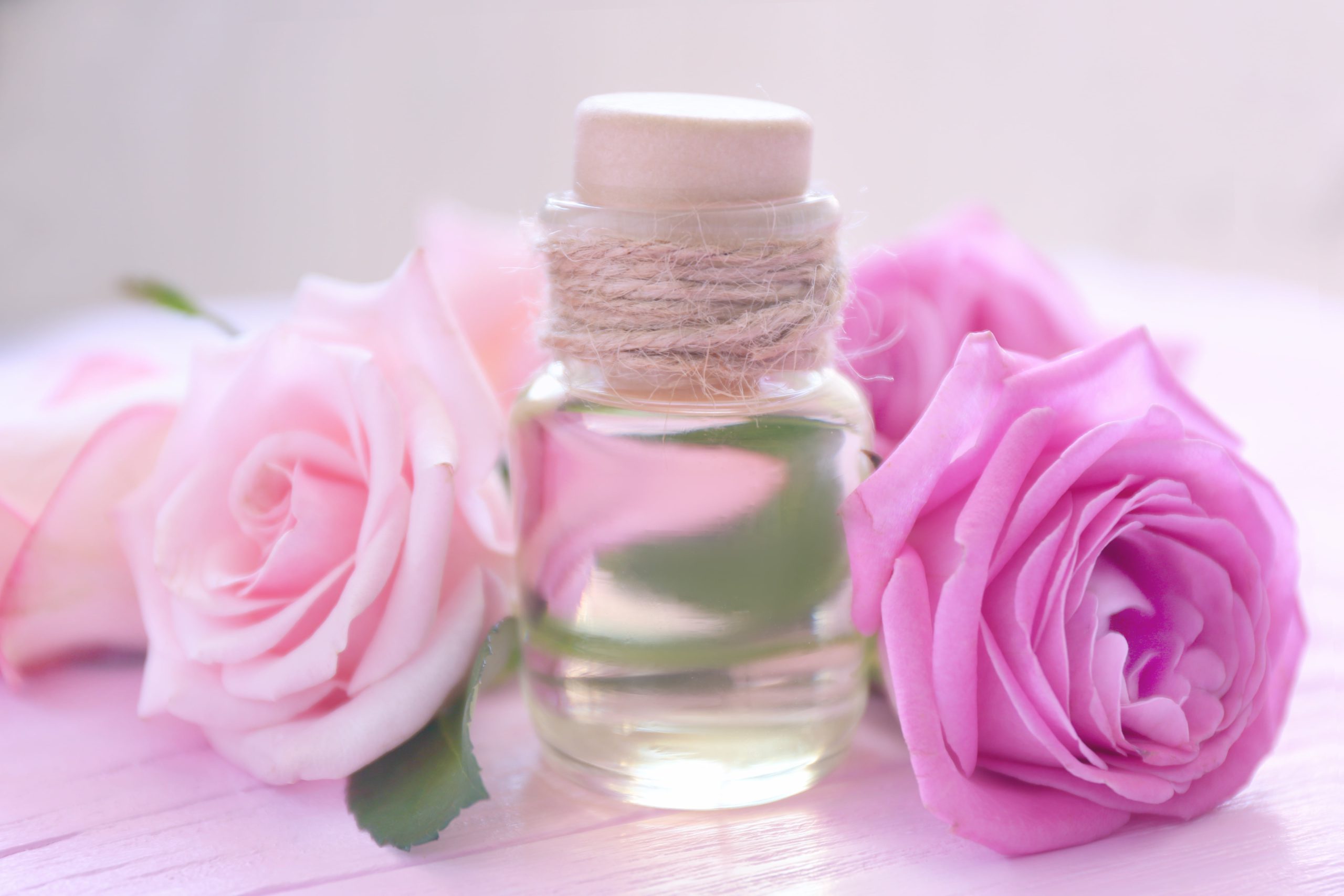 perfume petals rose wood pink hd wallpaper 95b15167e46c06e514eb49809b7f5f83 scaled